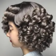 女生如何打造短蘑菇头卷发？