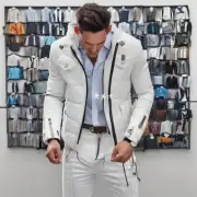 白色的外套搭配什么样的图案搭配最实用?